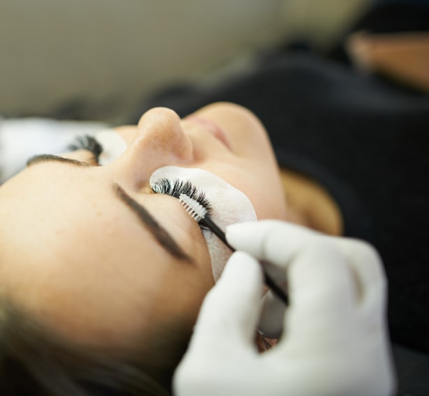 Brushing out eyelash extensions