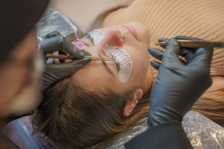 Applying Eyelash Extensions